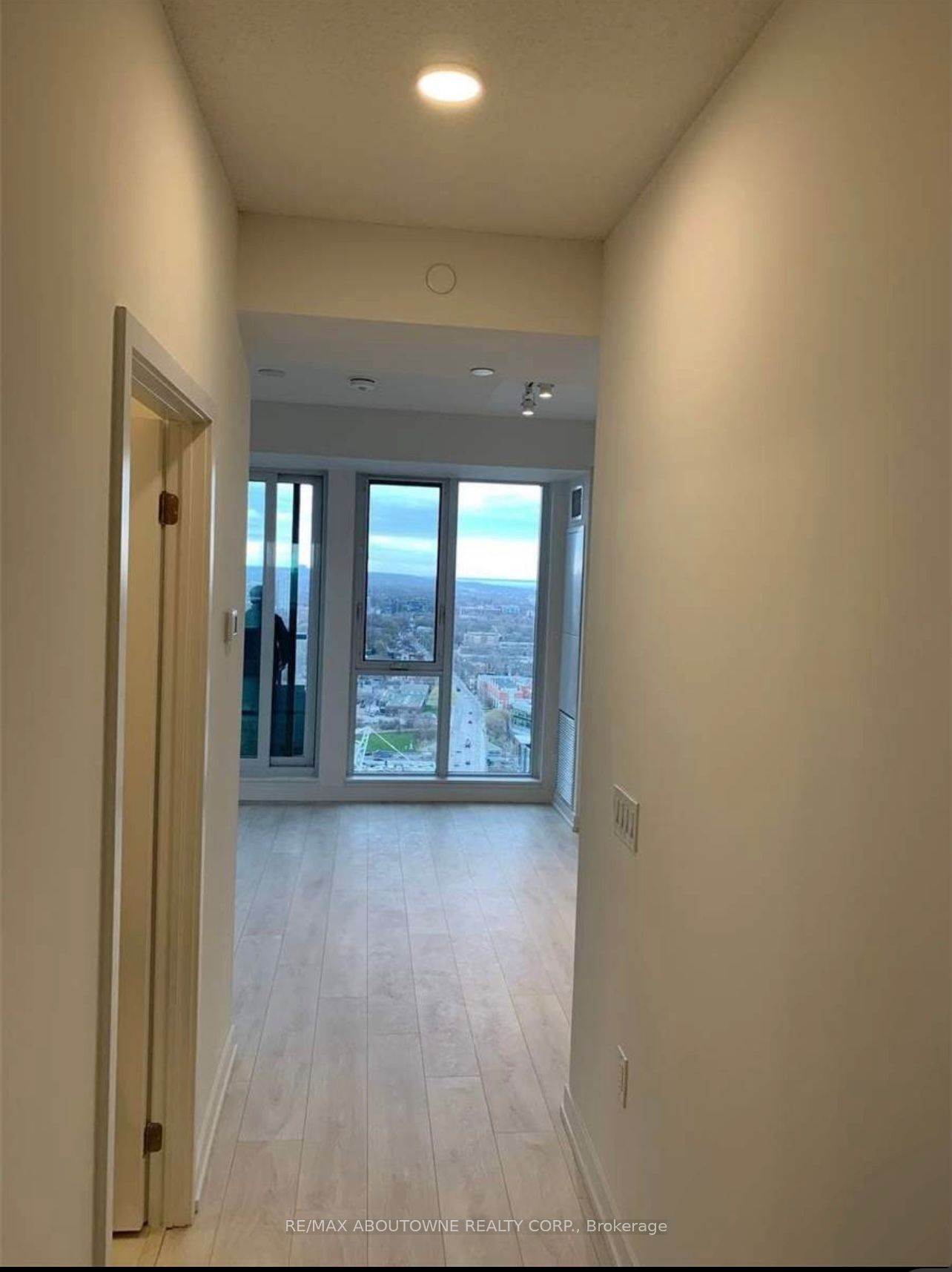 Additional image 4 of 2402-225 Sumach Street, Toronto, ON, M5A 3K3