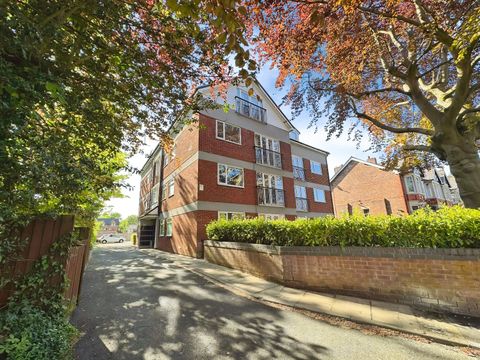 Heaton Road, Withington, Manchester M20