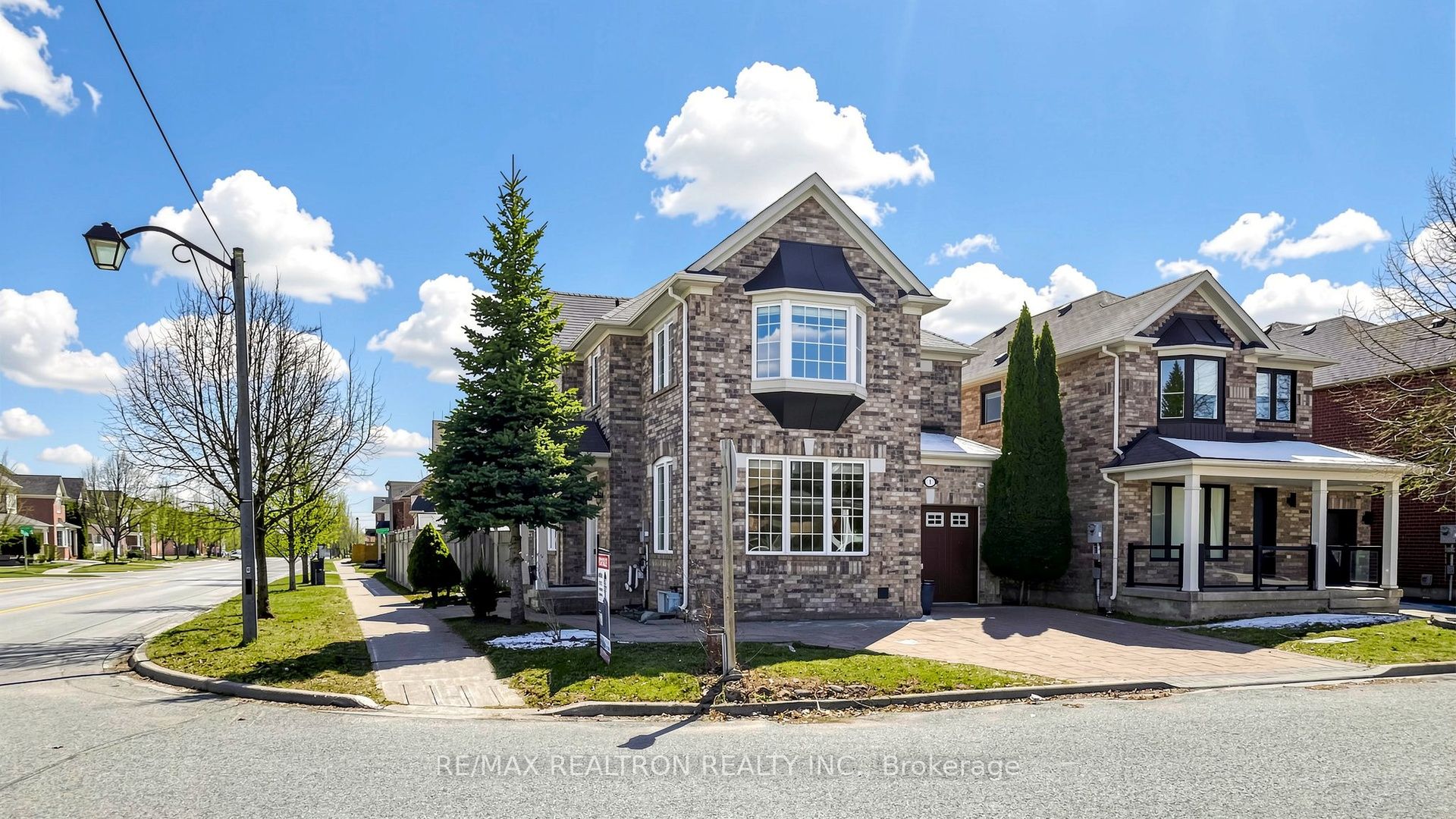 Additional image 3 of 1 Barnstone Drive, Markham, ON, L6E 2B4