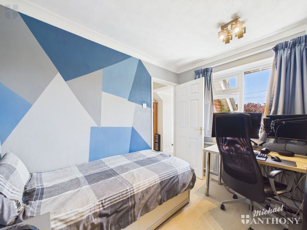 Additional image 9 of 5 bed detached house for saleKing Edward Avenue, Aylesbury HP21
