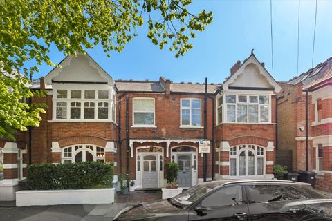 Cleveland Avenue, London W4