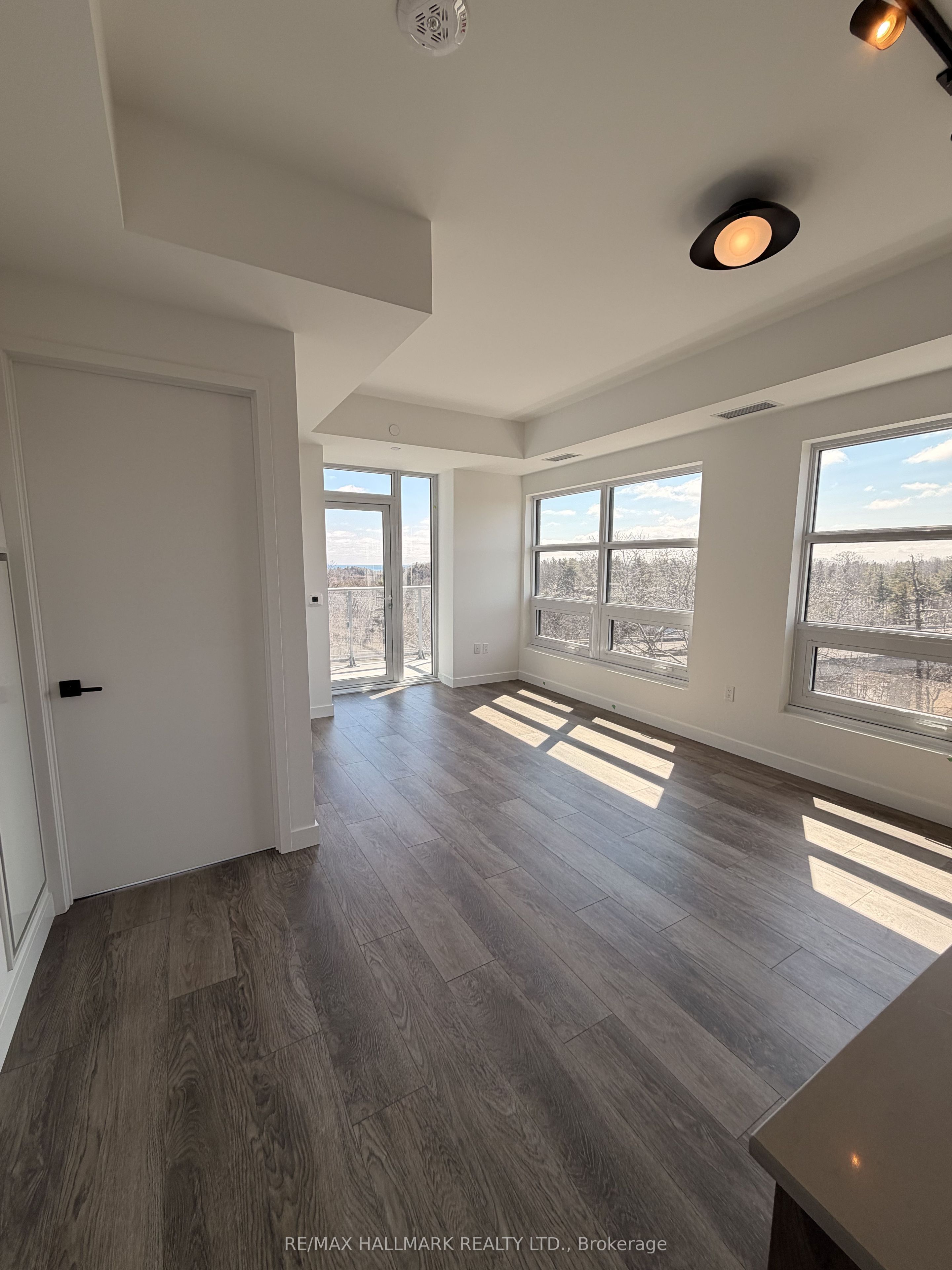 502-1635 Military Trail, Toronto, ON, M1C 1B2
