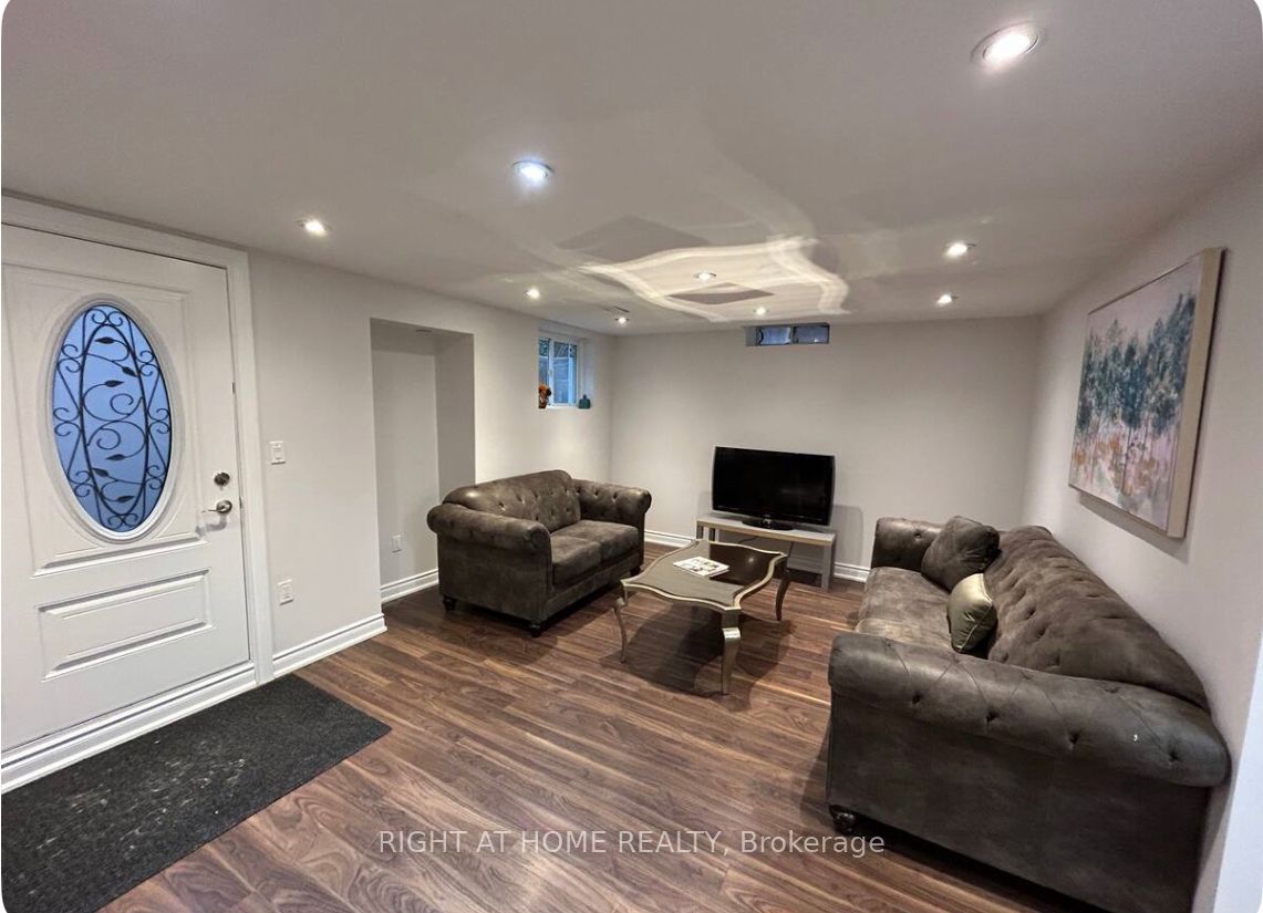 Additional image 4 of Lower-9 Alyssum Court, Richmond Hill, ON, L4E 4M7