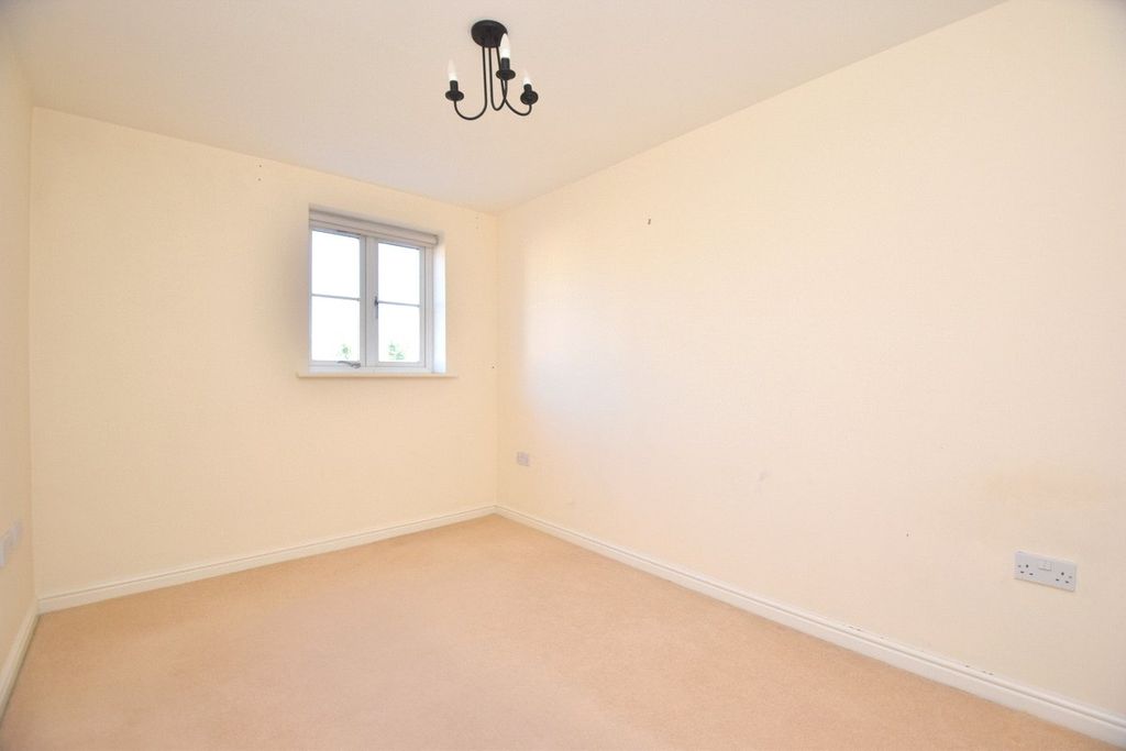 Additional image 6 of 2 bed flat for saleOld Maltings Court, Old Maltings Approach, Melton, Woodbridge IP12