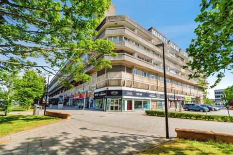 Commercial Road, Southampton SO15