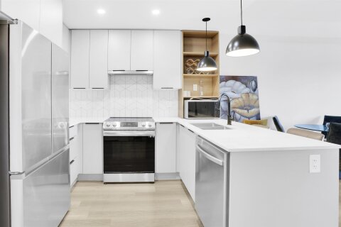 Additional image 8 of 611-10778 138 Street, Surrey, BC, V3T 4K8