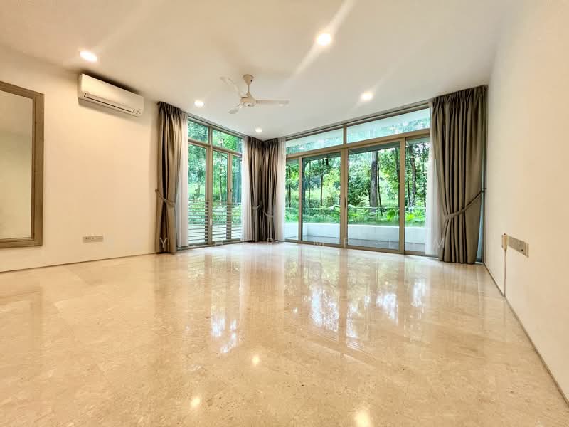 11F Mount Sinai Lane