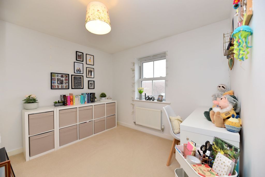 Additional image 10 of 2 bed flat for saleSanger Avenue, Biggleswade SG18