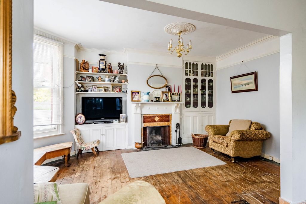 Additional image 2 of 5 bed semi-detached house for saleGrove Road, Beccles NR34