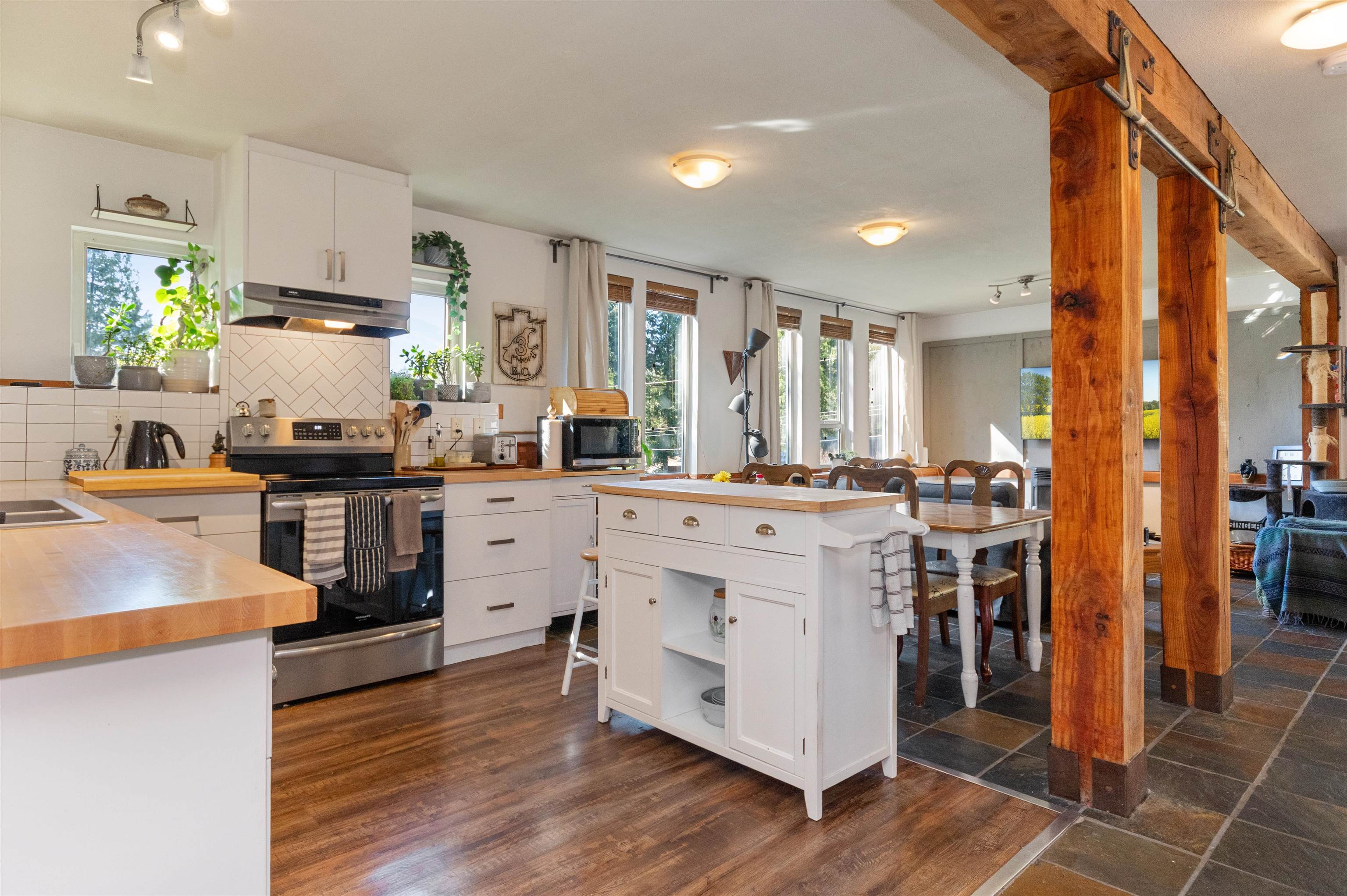 Additional image 6 of 66662 Summer Road, Hope, BC, V0X 1L1