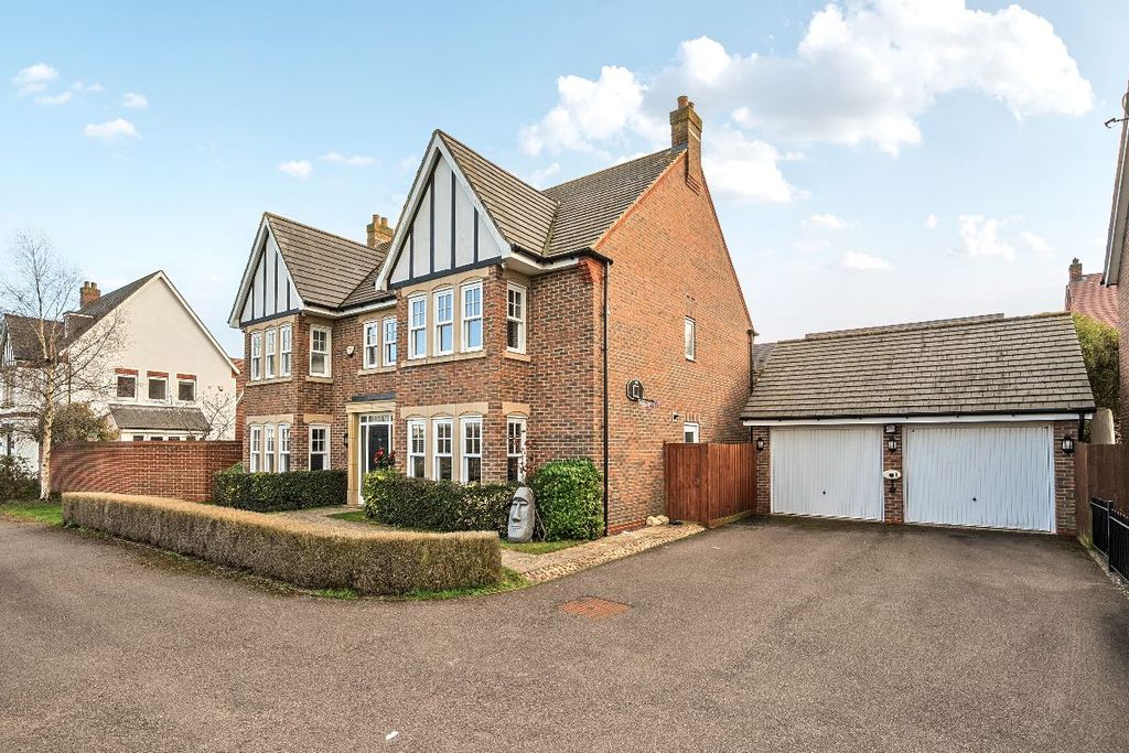 5 bed detached house for saleCrowsley Road, Kempston MK42