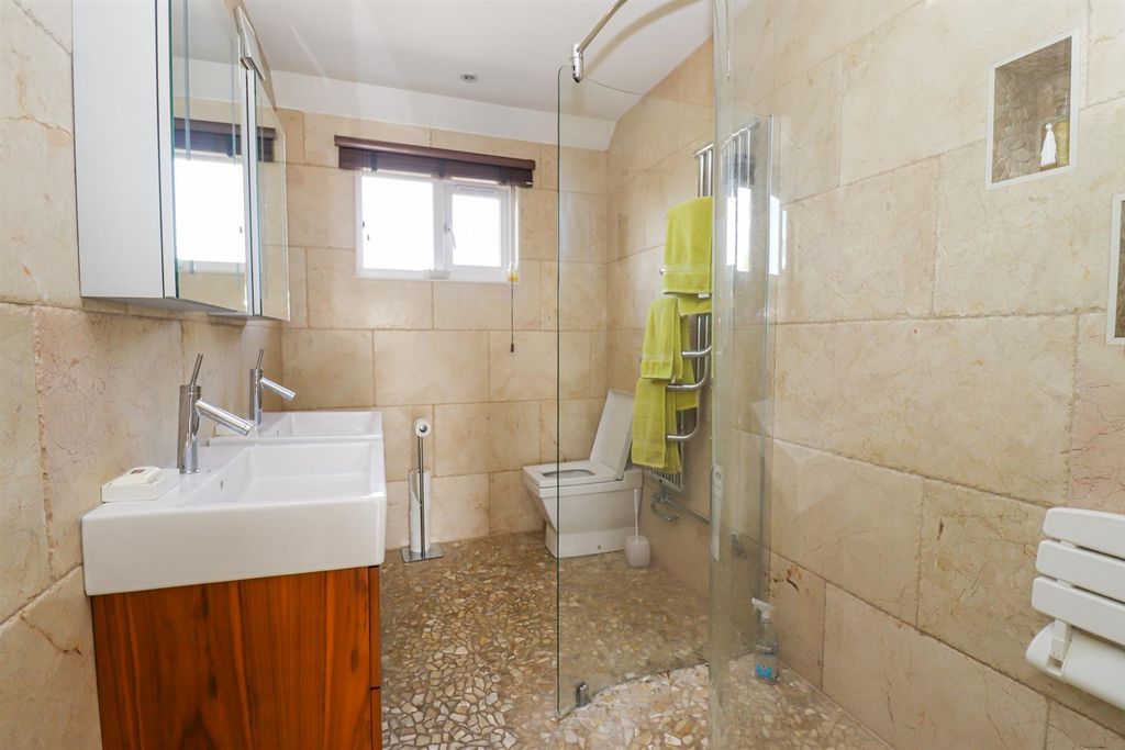 Additional image 19 of 4 bed detached house for saleSouth Cliff Avenue, Bexhill-On-Sea TN39