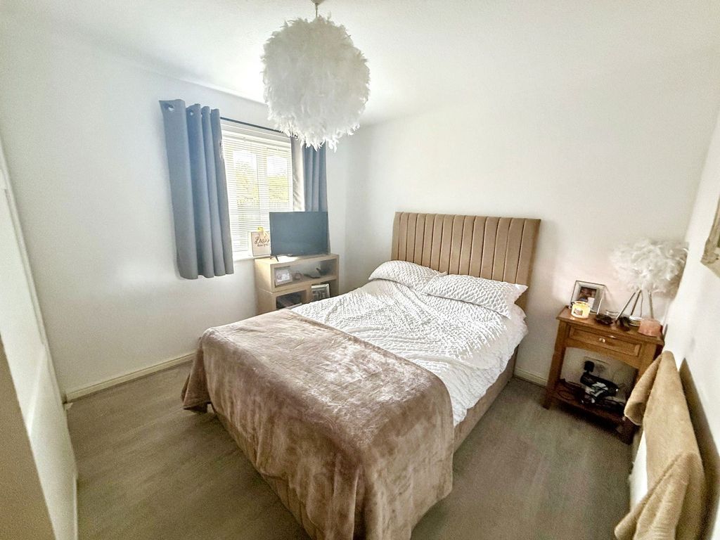 Additional image 6 of 2 bed flat for saleTrinity Mews, Thornaby, Stockton-On-Tees TS17