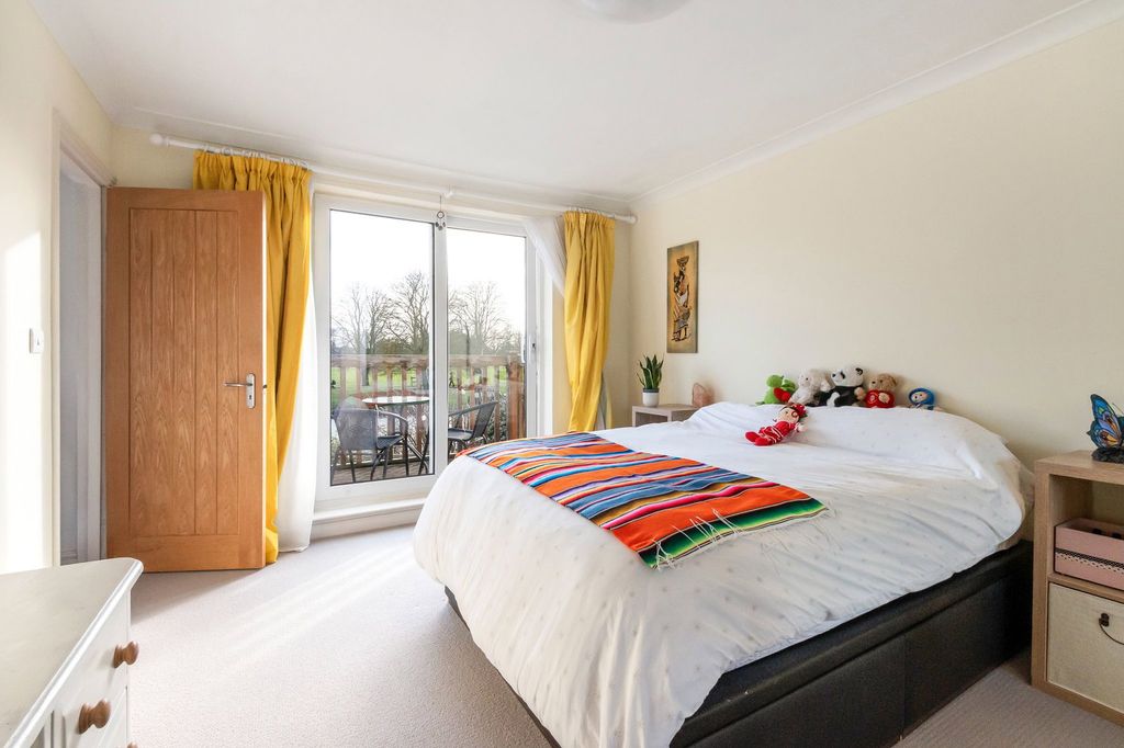Additional image 15 of 4 bed detached house for saleFen Road, Cambridge CB4