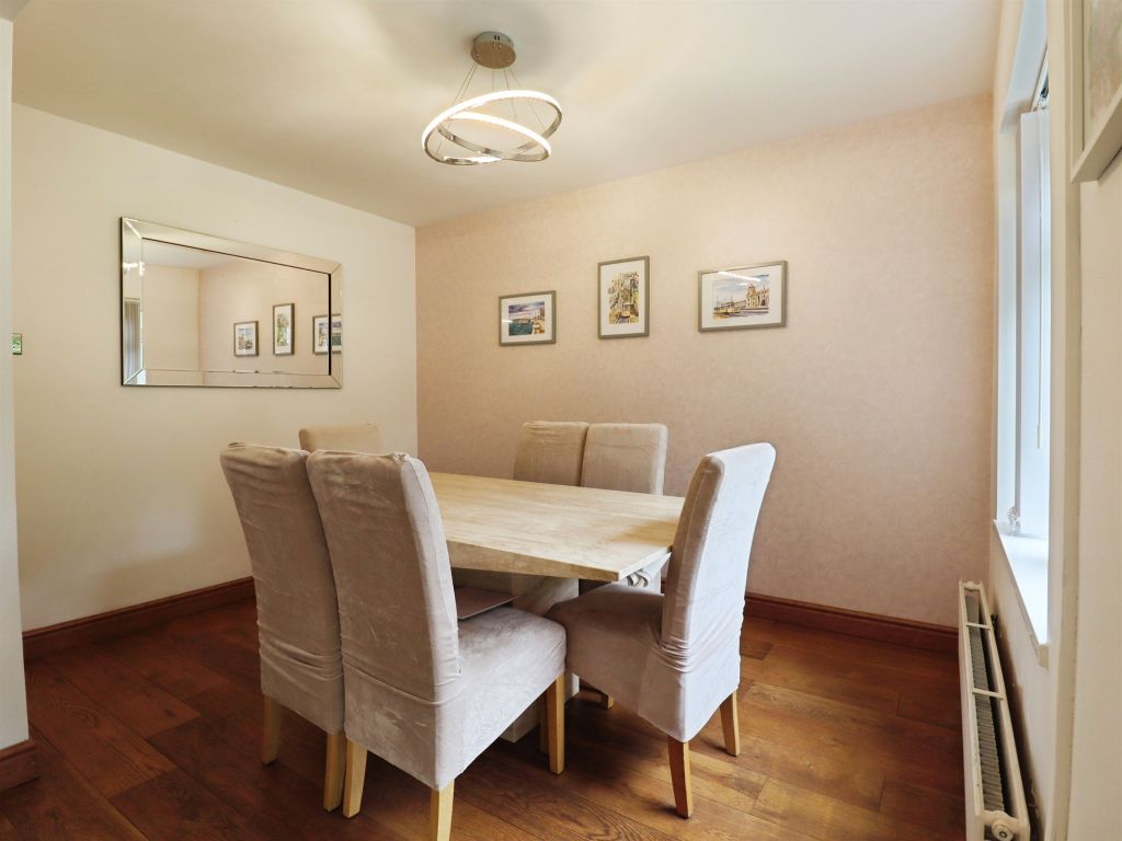 Additional image 10 of 4 bed semi-detached house for saleAxbridge Crescent, Llanrumney, Cardiff CF3