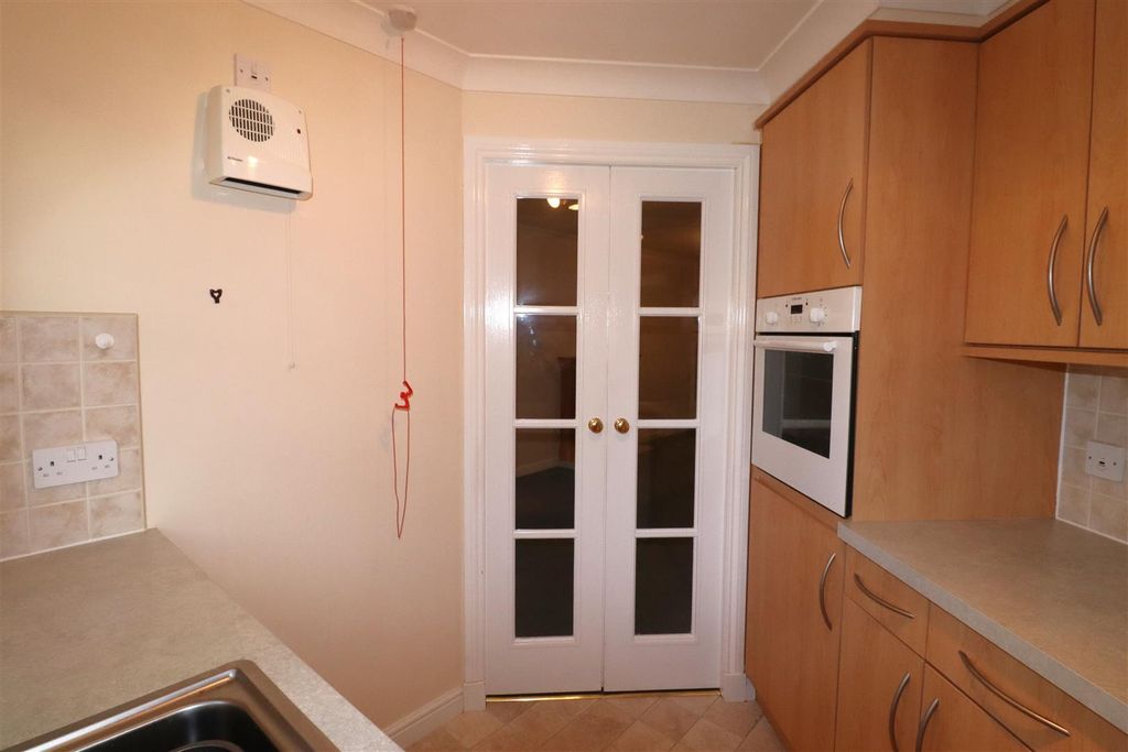 Additional image 9 of 2 bed flat for sale8 Royal Ness Court, Ness Walk, Inverness IV3