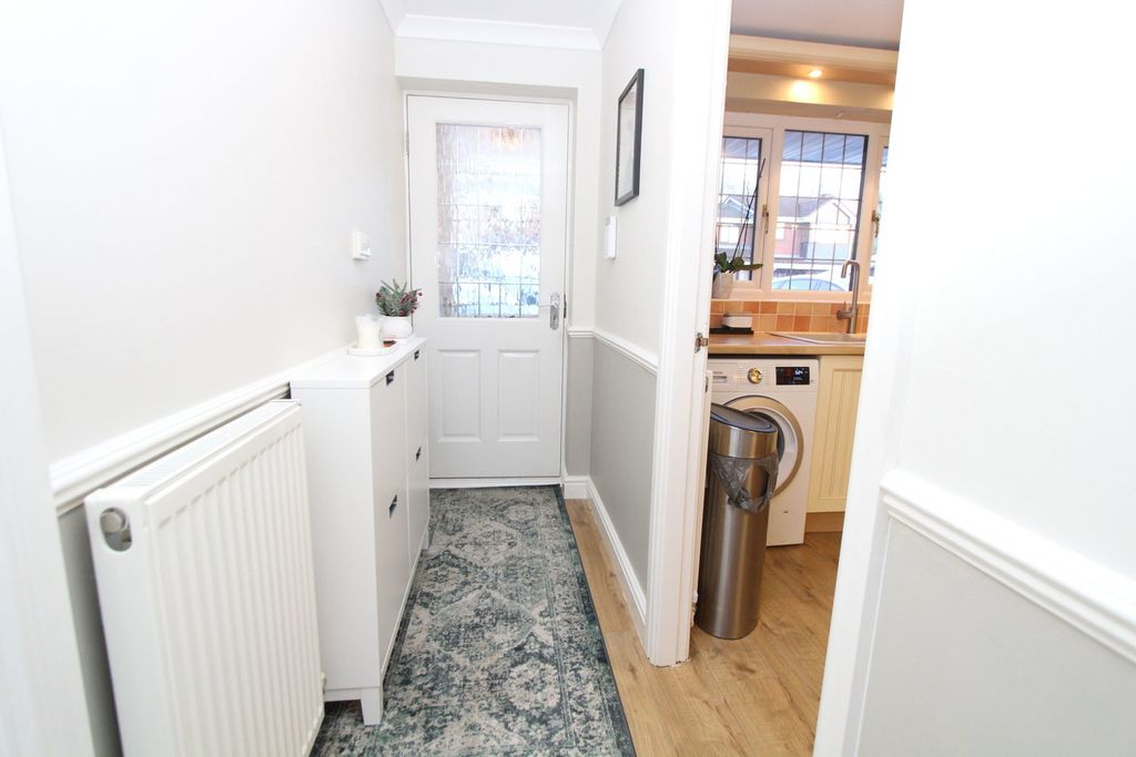 Additional image 11 of 3 bed detached house for saleFernhurst Drive, Pensnett, Brierley Hill DY5
