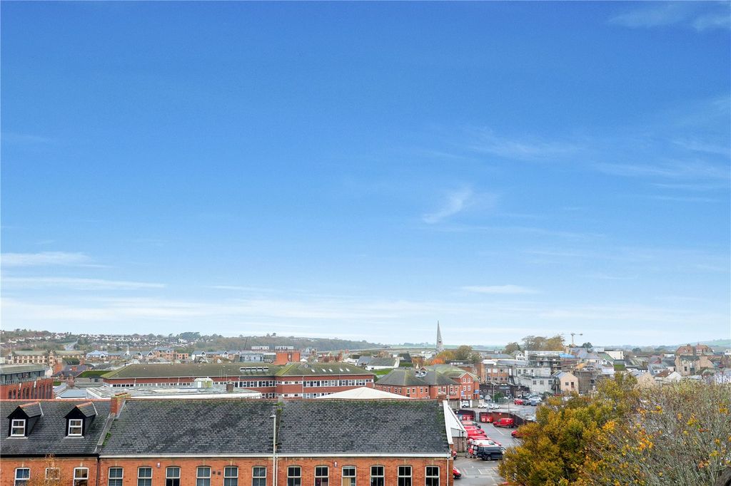 Additional image 10 of 1 bed flat for saleAlexandra Court, Alexandra Road, Barnstaple EX32