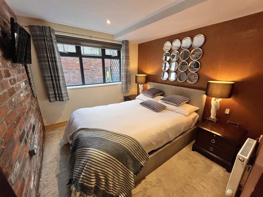 Additional image 3 of 3 bed end terrace house for saleClifton Street, Alderley Edge SK9