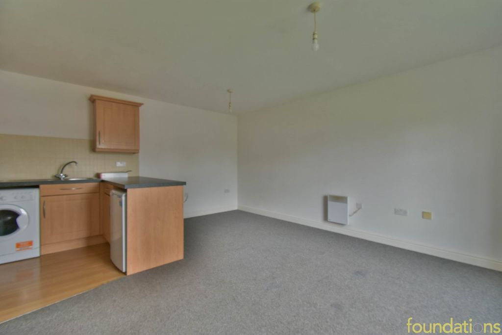 Additional image 10 of 2 bed flat for saleScholars Walk, Bexhill-On-Sea TN39