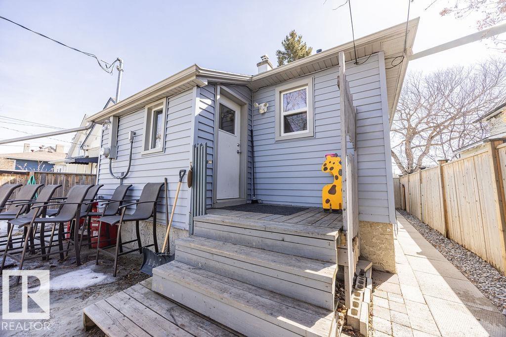 Additional image 3 of 8736 76 Avenue NW, Edmonton, AB, T6C0J5