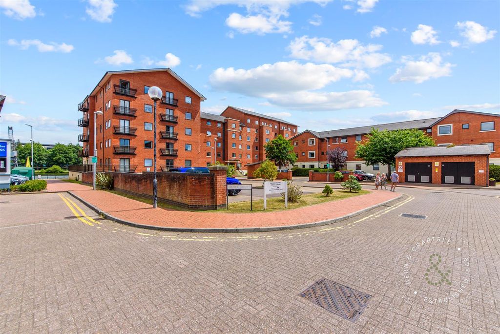 Additional image 19 of 2 bed flat for saleHenke Court, Cardiff CF10