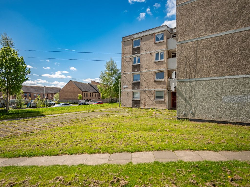 Additional image 12 of 2 bed flat for sale24/3 Calder View, Edinburgh EH11