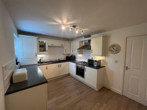 Millbank Place, Bestwood Village, Nottingham, Nottinghamshire NG6