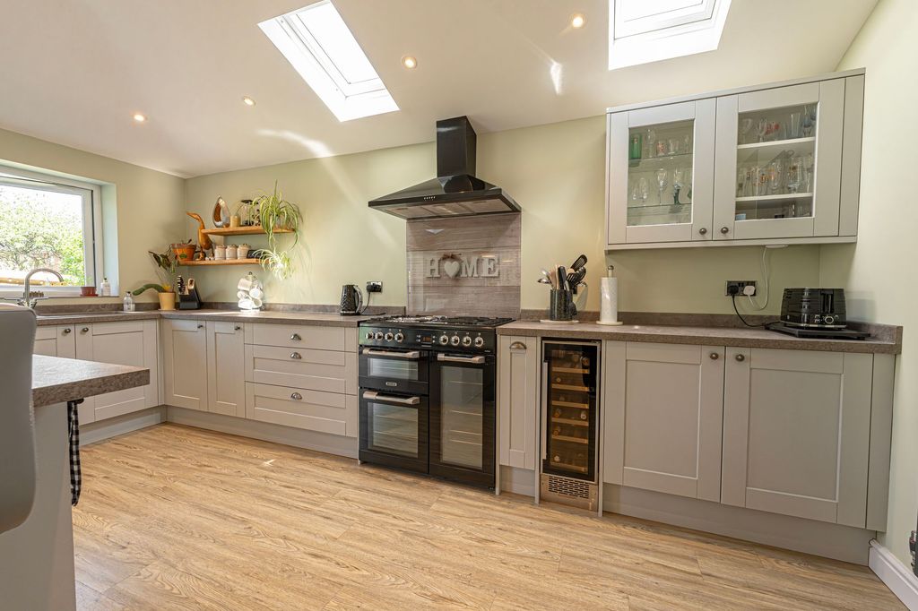 Additional image 8 of 3 bed semi-detached house for saleCot Hill, Llanwern NP18