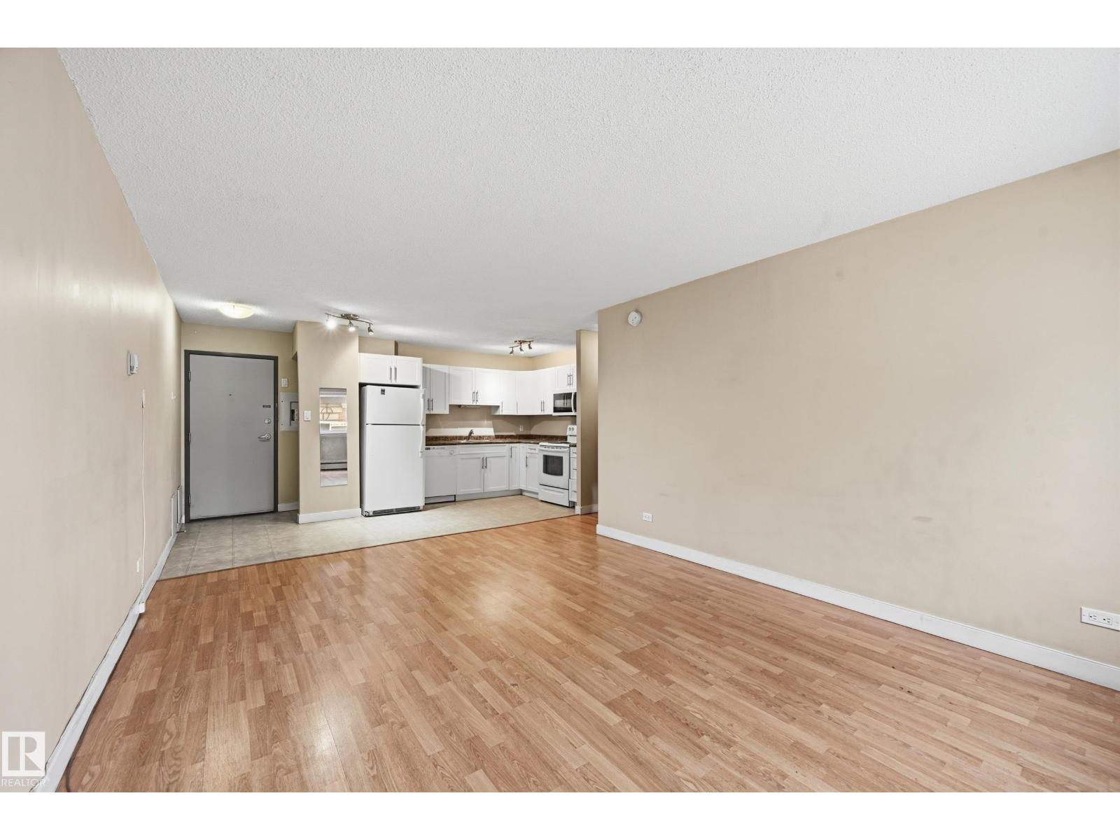 Additional image 3 of 209-9710 105 Street NW, Edmonton, AB, T5K1A4
