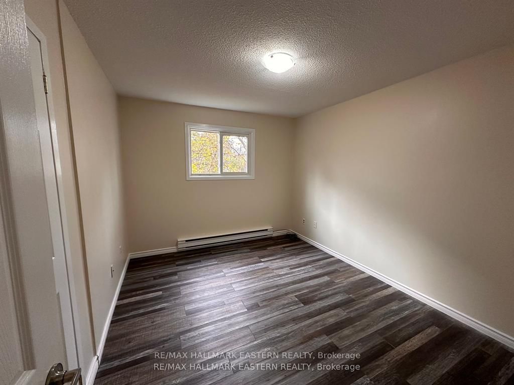 Additional image 5 of 204-106 Lansdowne Street, Peterborough, ON, K9J 1Y1