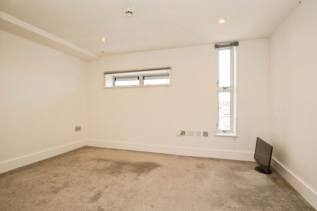 Additional image 9 of 2 bed flat for saleCrwys Road, Cardiff CF24