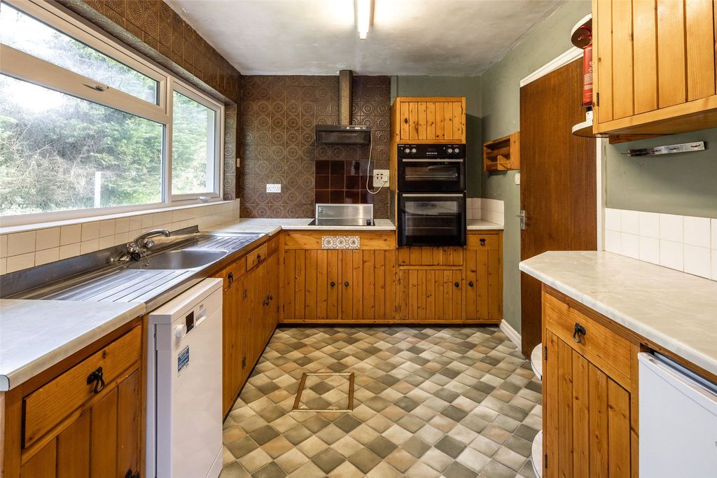 Additional image 9 of 6 bed bungalow for saleLa Rue De La Patente, St. Lawrence, Jersey JE3
