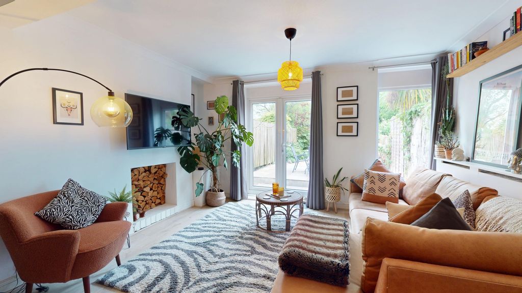 Additional image 2 of 2 bed terraced house for saleUpper Tynyparc Terrace, Rhiwbina, Cardiff CF14