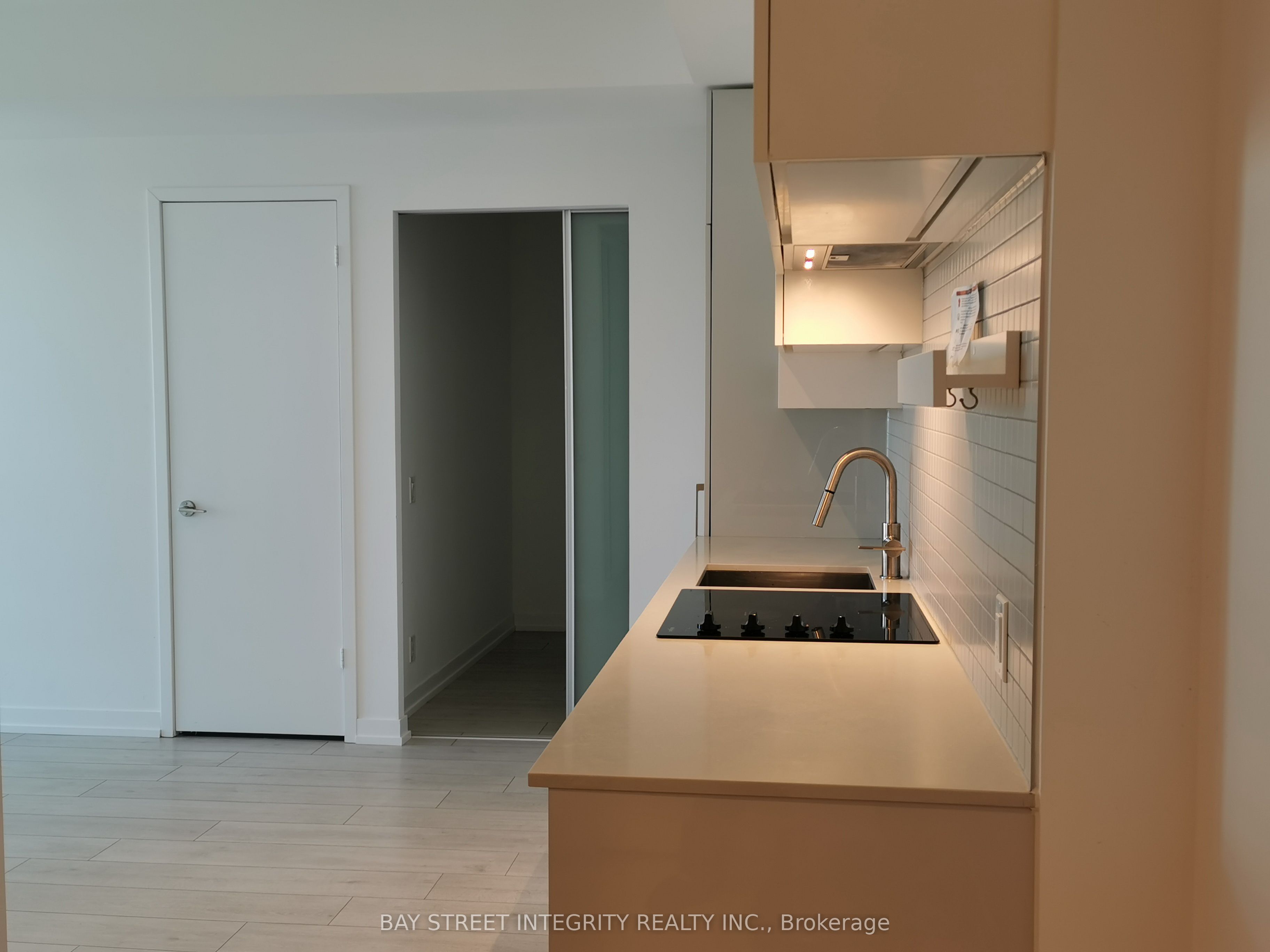 Additional image 4 of 5112-898 Portage Parkway, Vaughan, ON, L4K 0J6