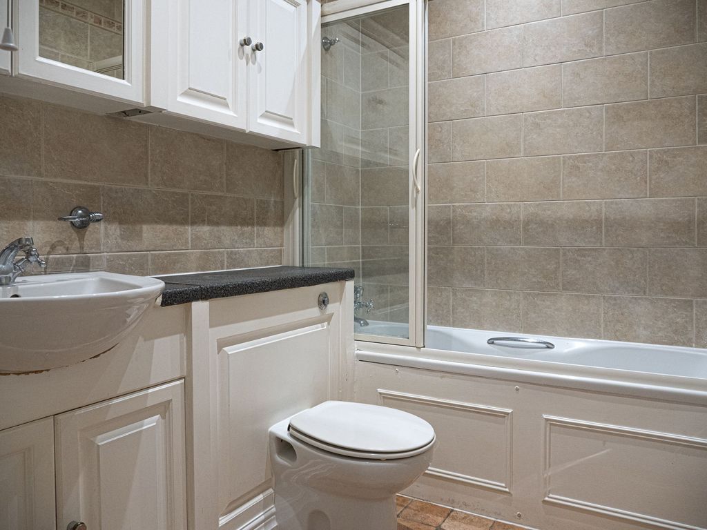 Additional image 13 of 2 bed flat for saleMallard Road, Leavesden Court Mallard Road WD5