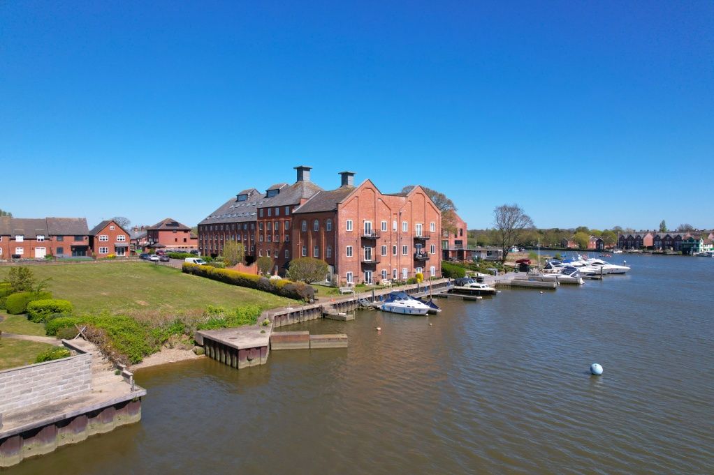 Additional image 18 of 3 bed flat for saleSwonnells Walk, Oulton Broad NR32
