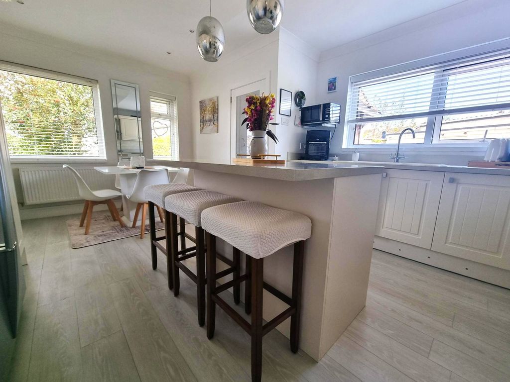 Additional image 3 of 3 bed detached bungalow for saleColcot Road, Barry CF62