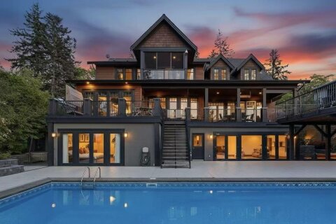 Additional image 9 of 2737 Crescent Drive, Surrey, BC, V4A 3J9