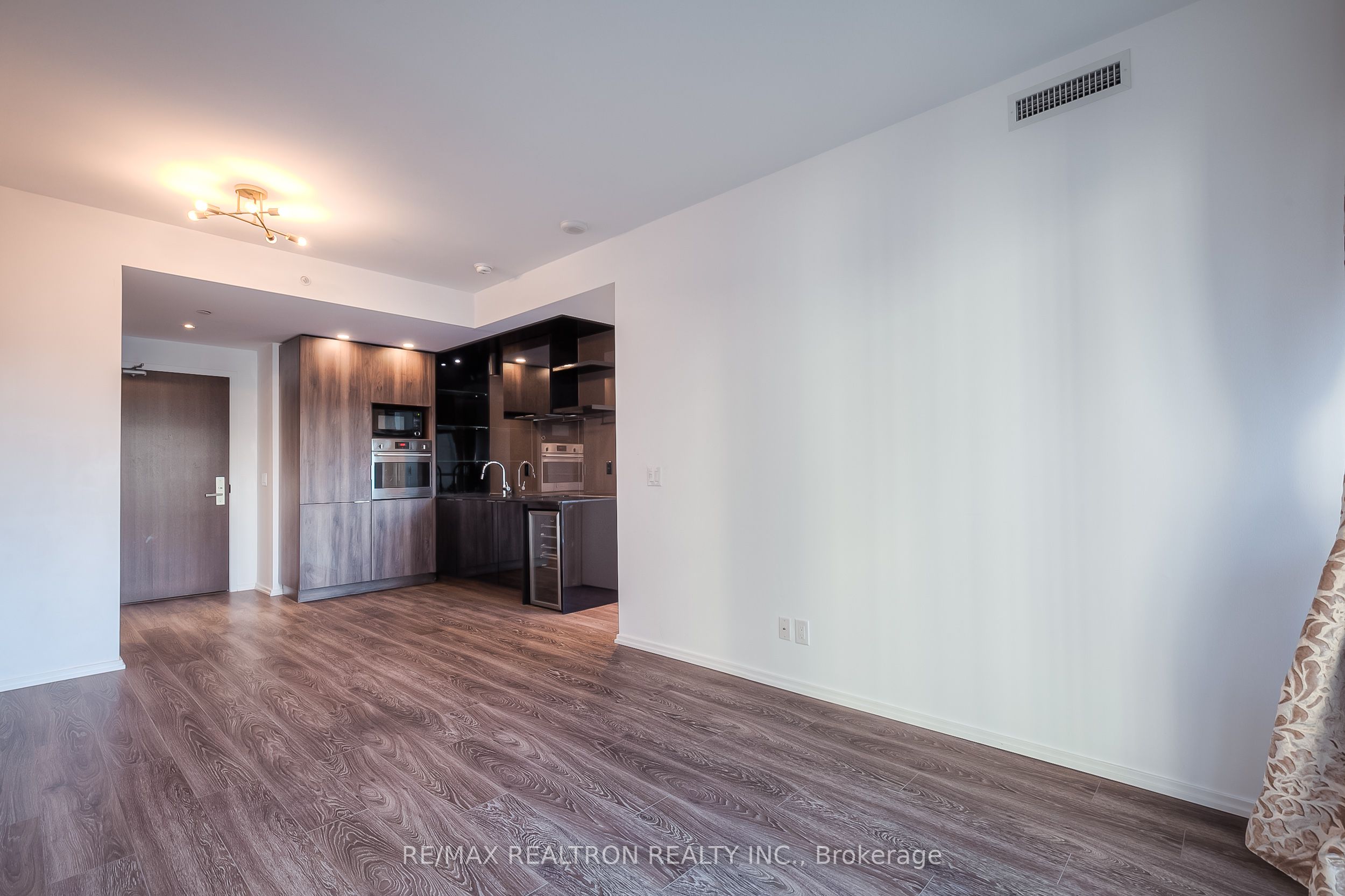 Additional image 6 of 1416-70 Temperance Street, Toronto, ON, M5H 4E8