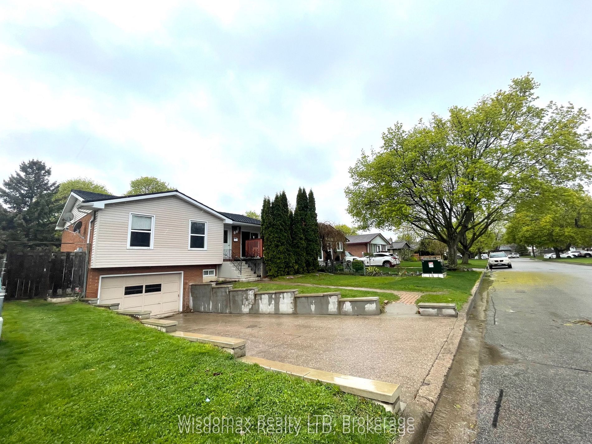 Additional image 2 of 7 Greenmeadow Court, St. Catharines, ON, L2P 1X7