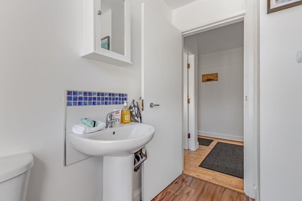 Additional image 14 of 2 bed flat for saleIngs Lane, Bradley, Keighley, North Yorkshire BD20
