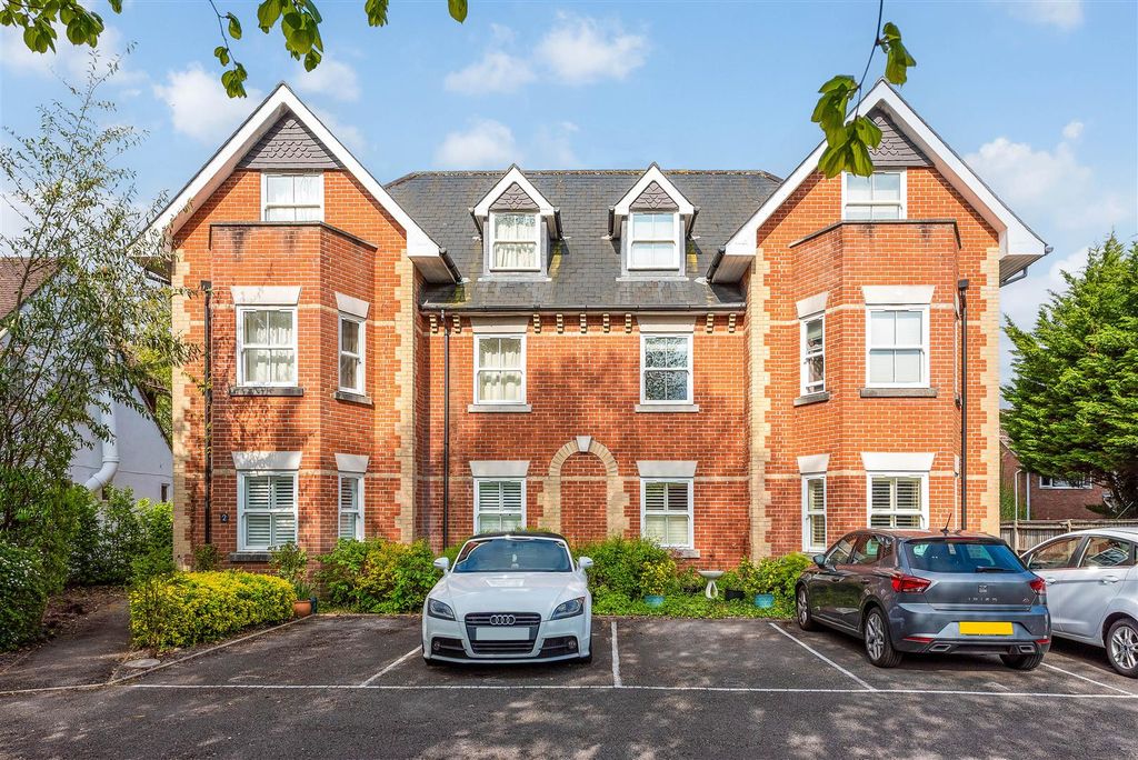 Additional image 14 of 2 bed flat for saleImber House, Millway Road, Andover, Hampshire SP10