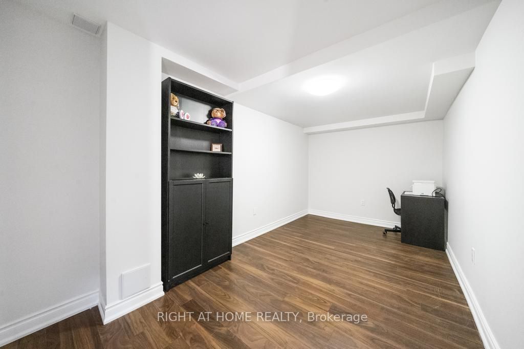 Additional image 6 of Lower-9 Alyssum Court, Richmond Hill, ON, L4E 4M7
