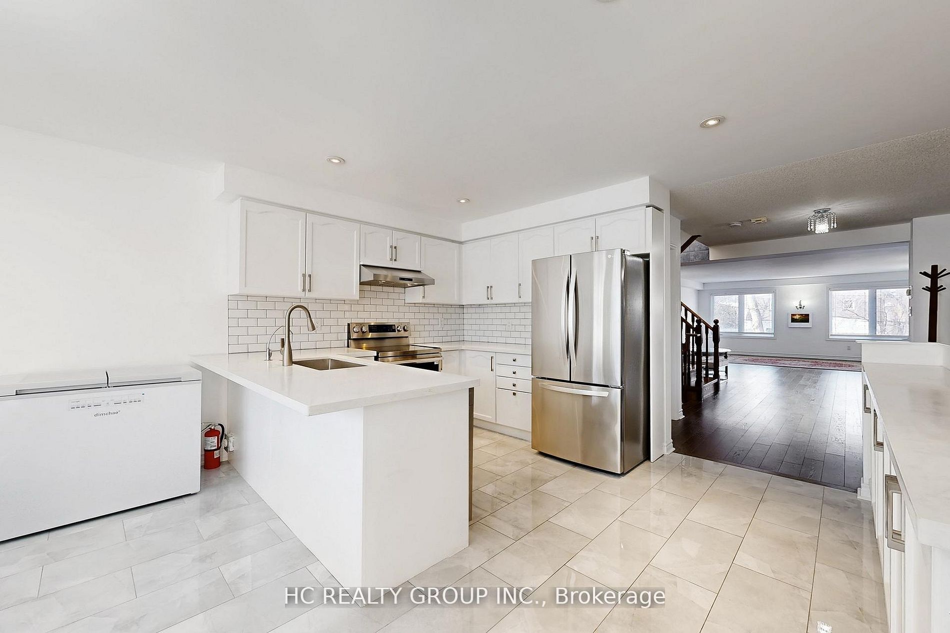 Additional image 5 of 204B Finch Avenue E, Toronto, ON, M2N 4R9