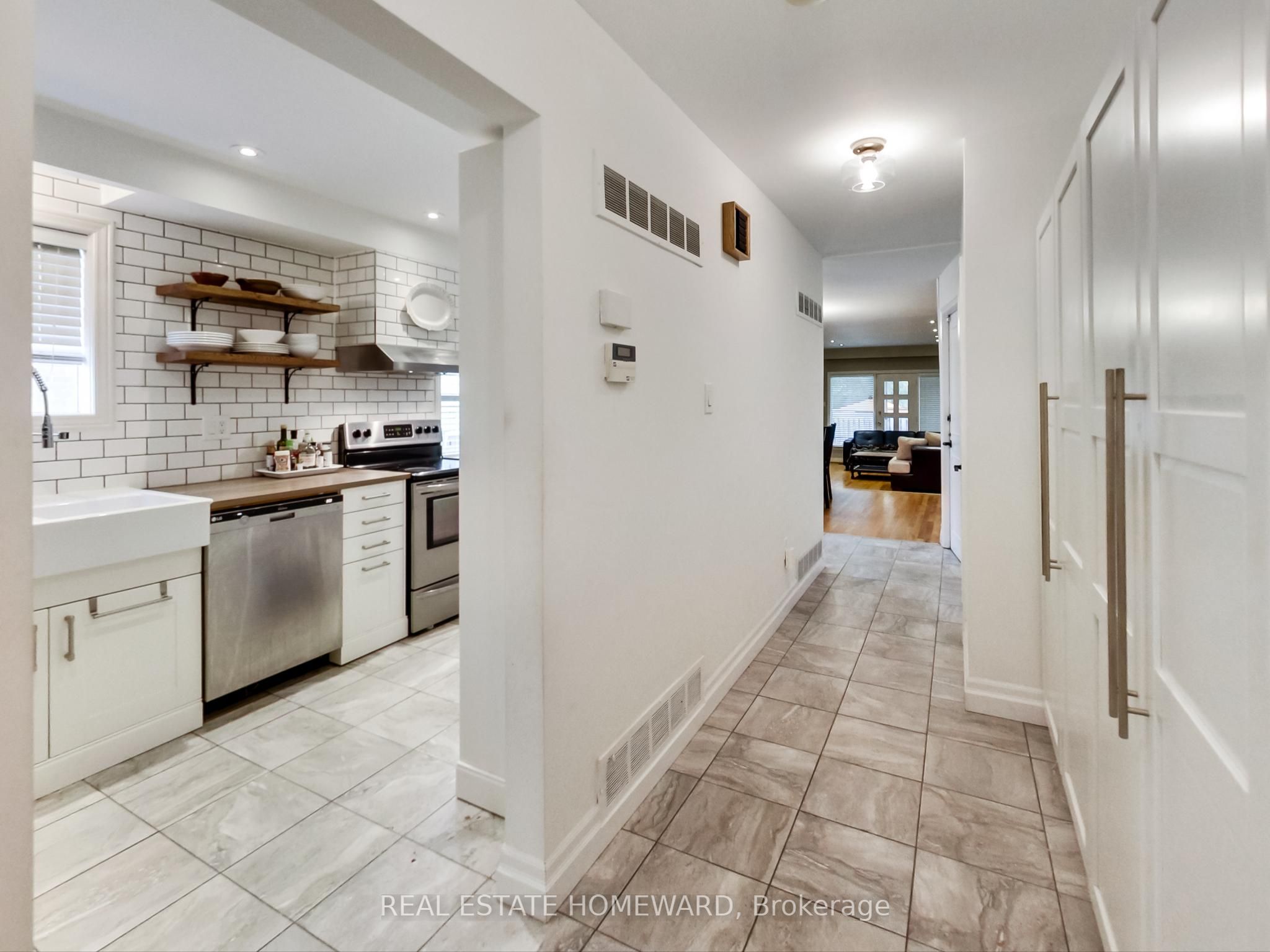 Additional image 4 of 183 Madison Avenue, Toronto, ON, M5R 2S6