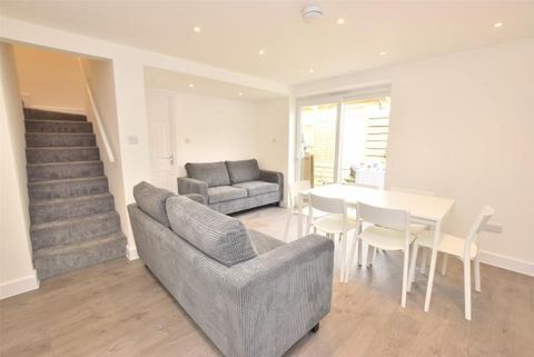 Whiteway Road, Bath BA2