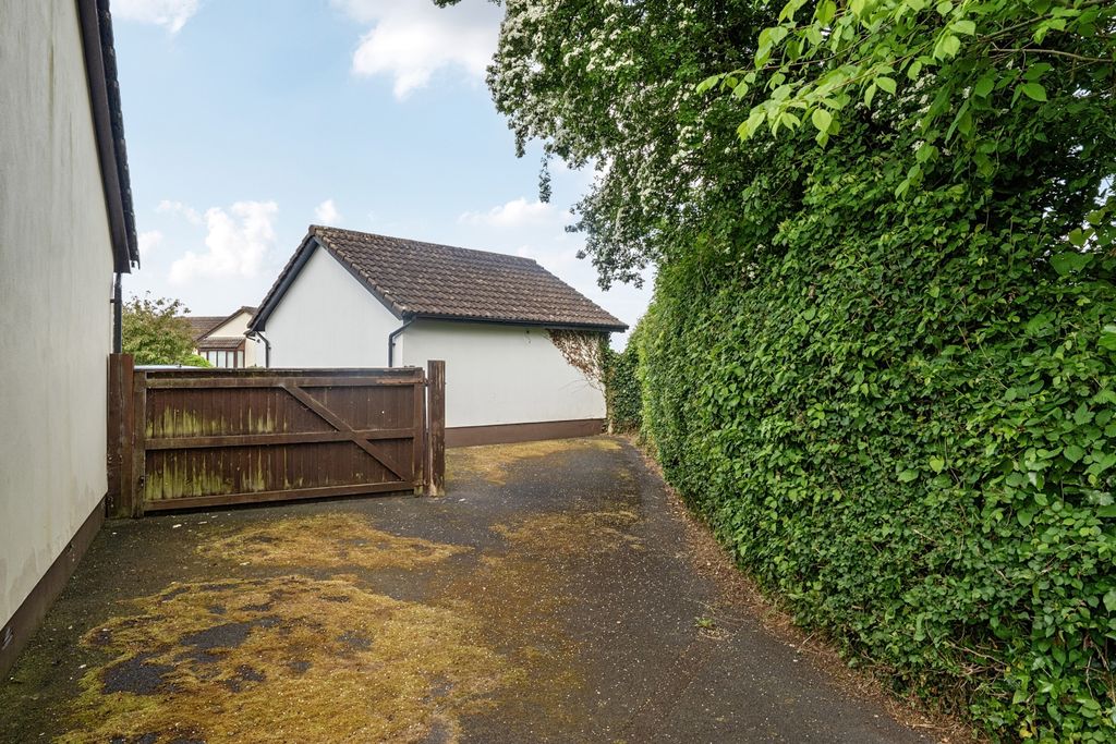Additional image 20 of 3 bed detached bungalow for saleMead Park, Bickington, Barnstaple, Devon EX31
