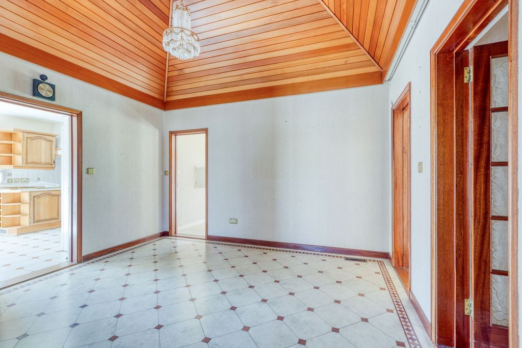 Additional image 6 of 3 bed bungalow for saleLe Parcot, La Longue Rue, St Martin JE3