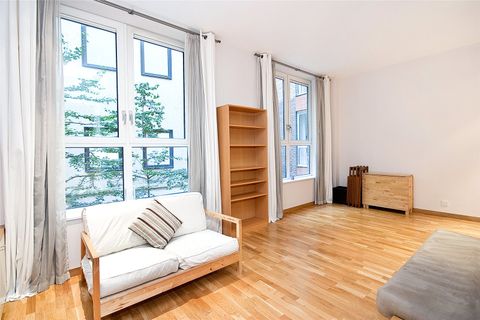 Hosier Lane, London EC1A, Studio to rent
